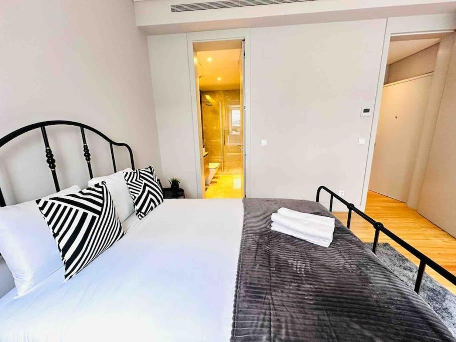Lisbon Marques De Pombal Top Flat Great Locations City Center B Екстериор снимка